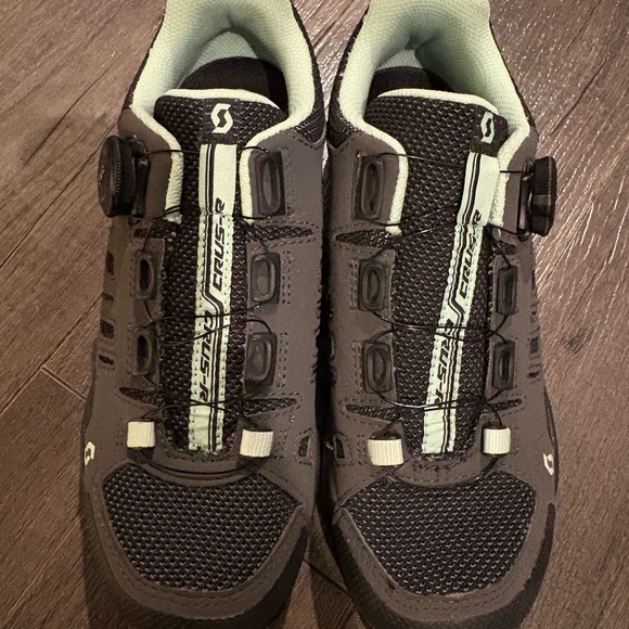 Scott Black and Gray Cycling Shoes with BOA System - Picture 3 of 4